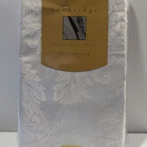Newbridge Barcelona Damask Tablecloth 60" x84"  White OVAL. NWOT